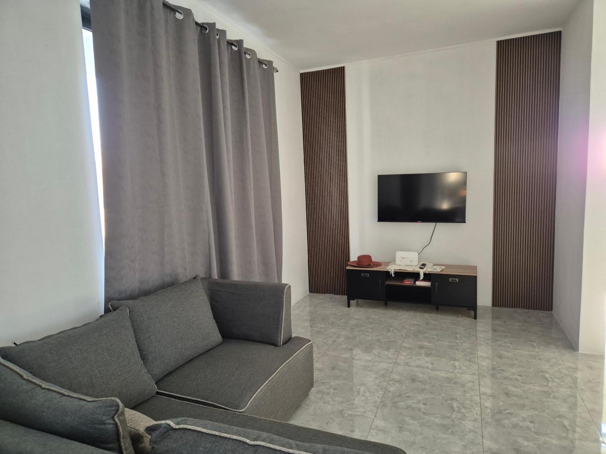 Skyview Apartment- Rooftop Penthouse With Sunset & Sea Views Flic en Flac Room photo