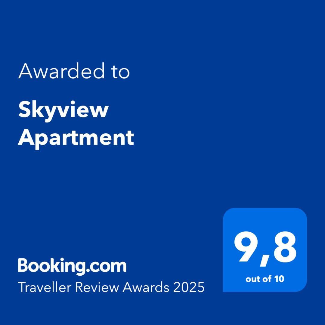 Skyview Apartment- Rooftop Penthouse With Sunset & Sea Views Flic en Flac Exterior photo